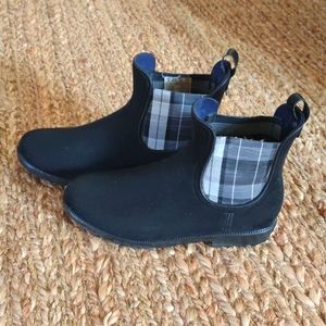 Charleston Shoe Co Chelsea Rain Boots-Size 9
